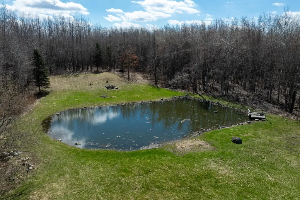 3195 S Rolland Road Broomfield Township MI 49340