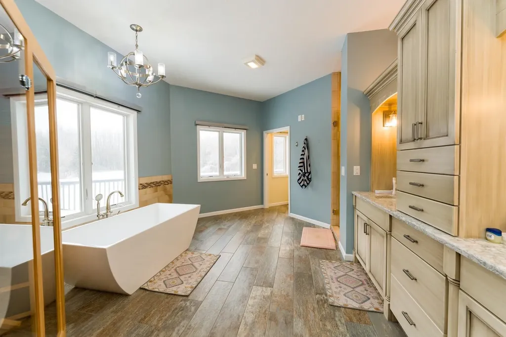 3195 S Rolland Road Broomfield Township MI 49340