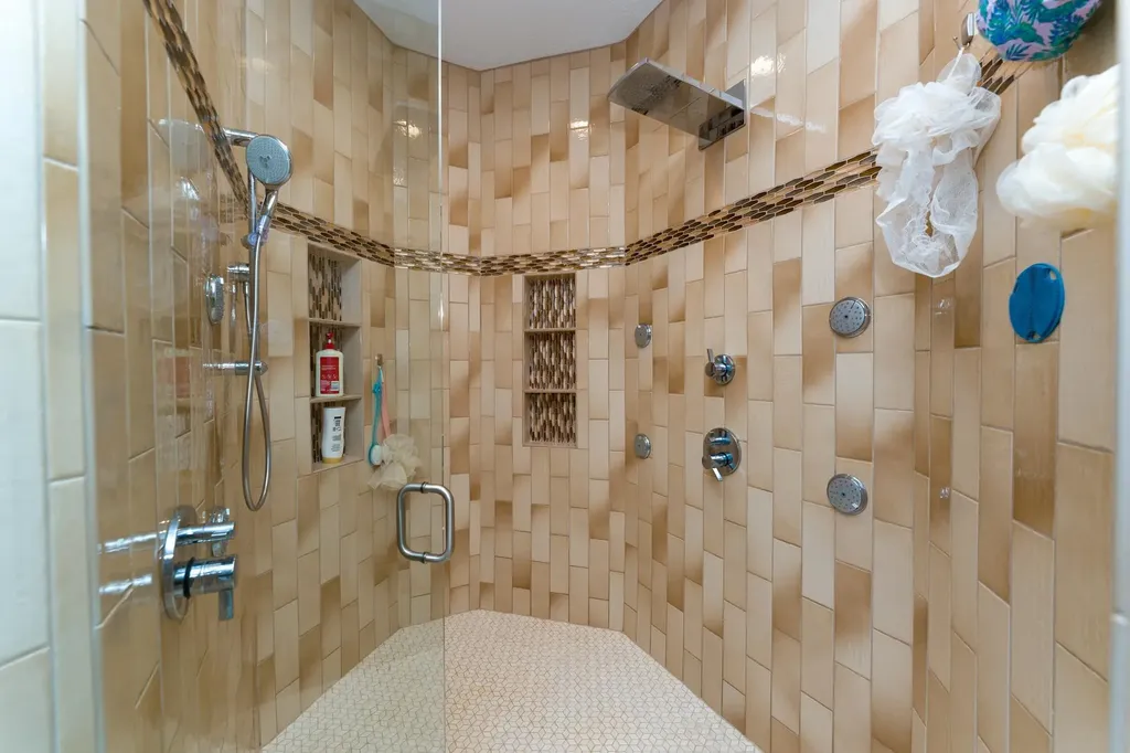 3195 S Rolland Road Broomfield Township MI 49340