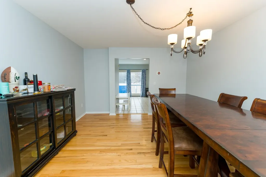 3195 S Rolland Road Broomfield Township MI 49340