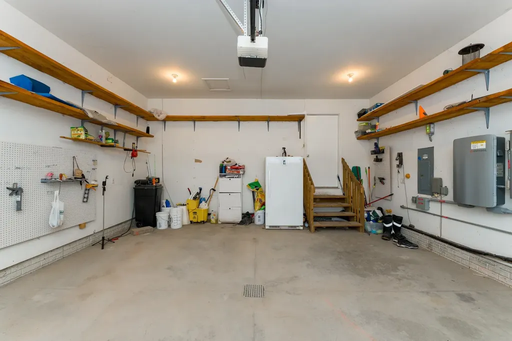 3195 S Rolland Road Broomfield Township MI 49340