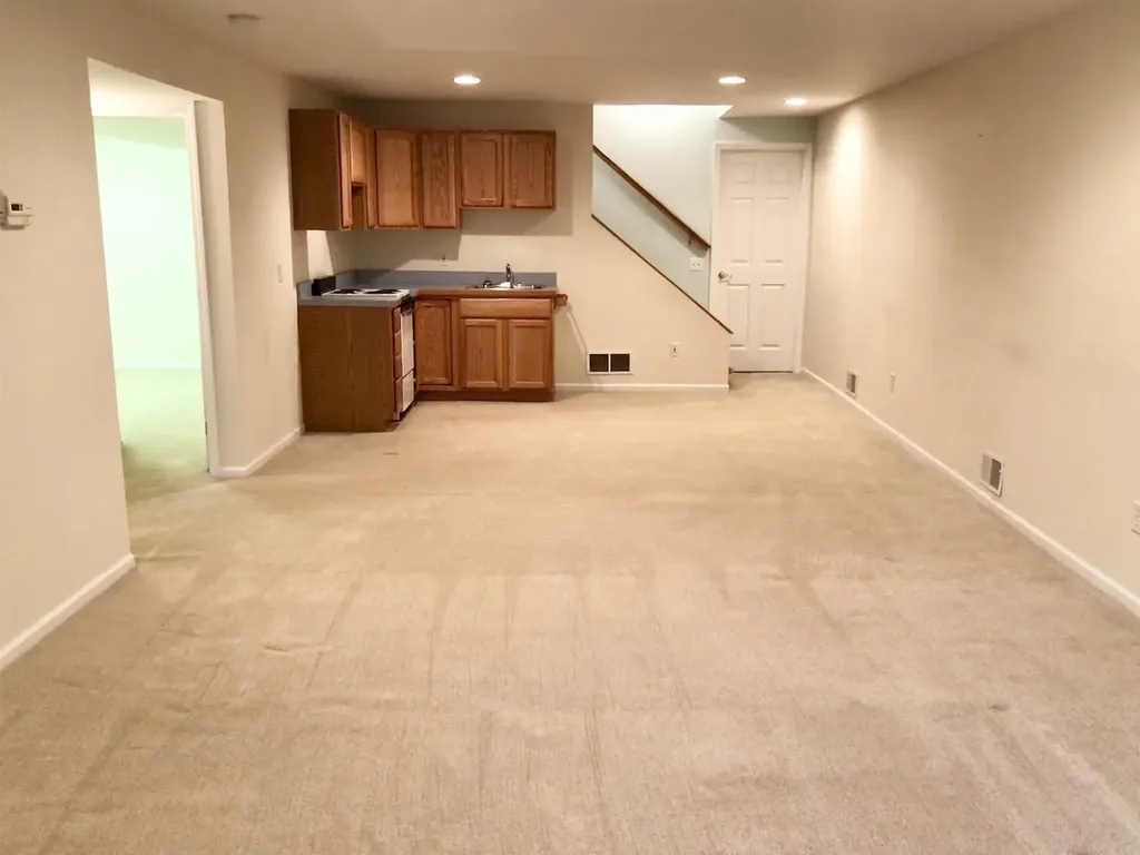 1655 E Gaylord Street Mt. Pleasant City MI 48858