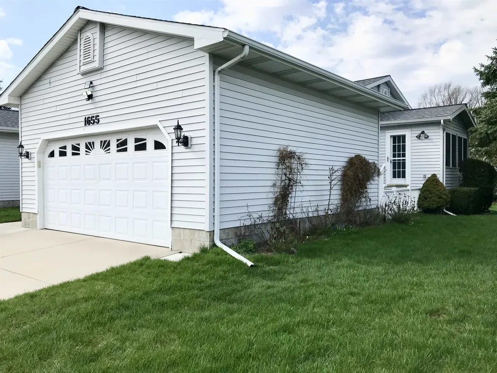1655 E Gaylord Street Mt. Pleasant City MI 48858