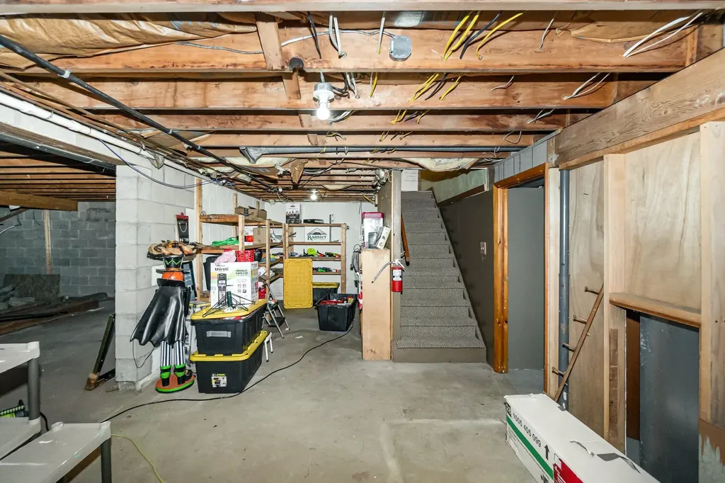 288 30th Avenue Millbrook Township MI 48886