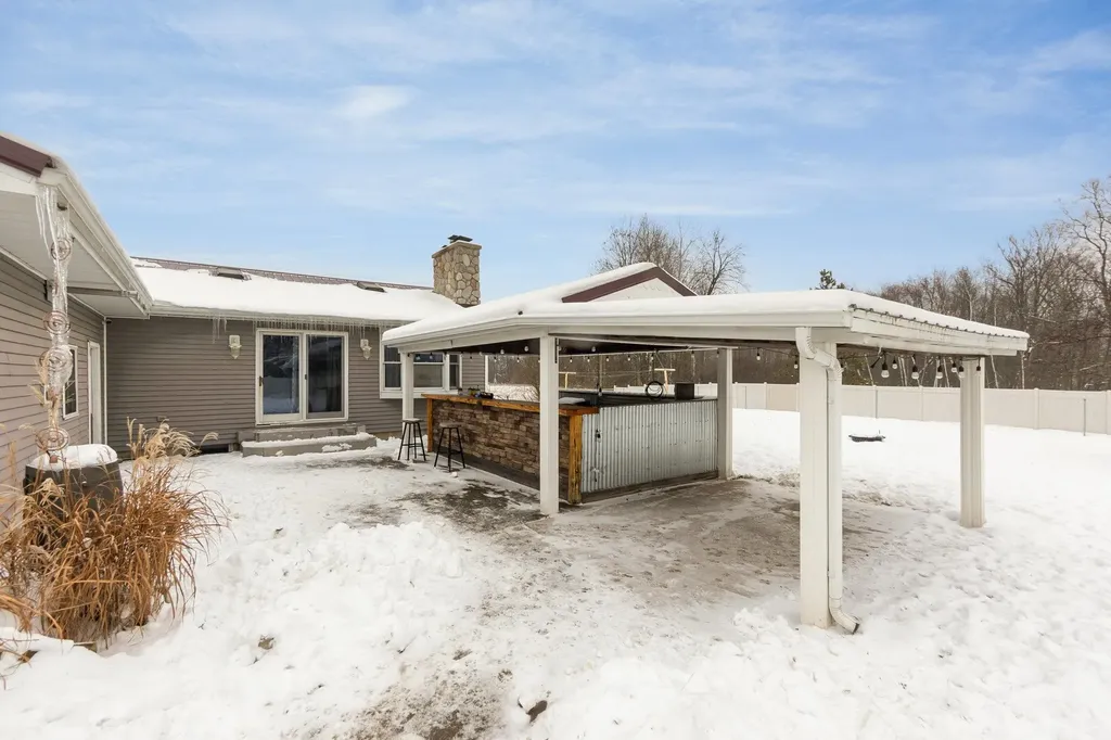288 30th Avenue Millbrook Township MI 48886