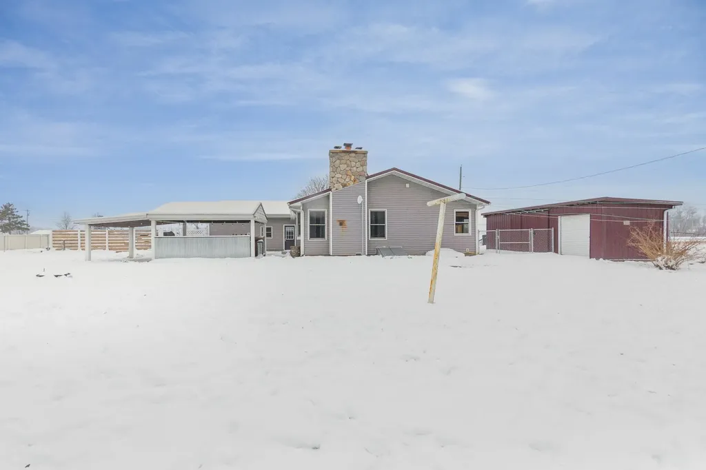 288 30th Avenue Millbrook Township MI 48886