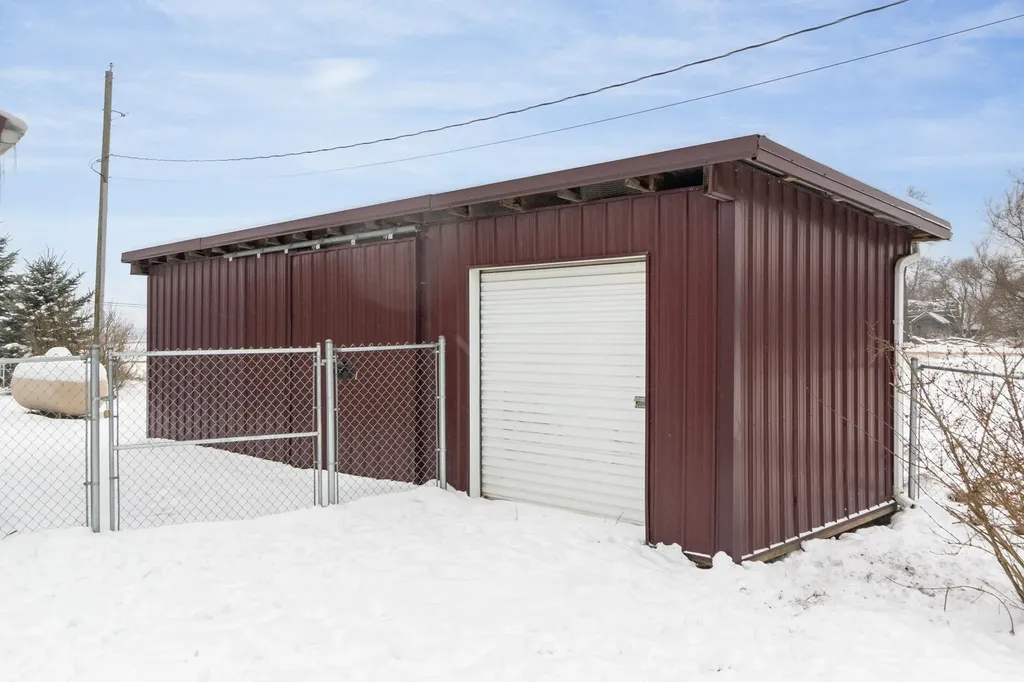288 30th Avenue Millbrook Township MI 48886