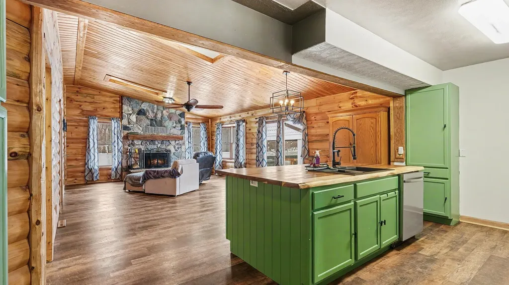 288 30th Avenue Millbrook Township MI 48886