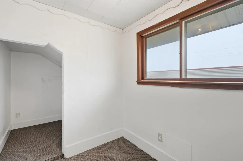 430 Bridge Avenue Alma City MI 48801