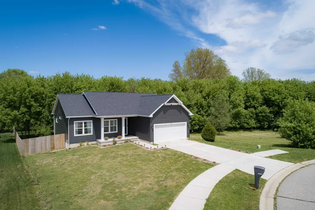 258 Ruby Court Alma City MI 48801