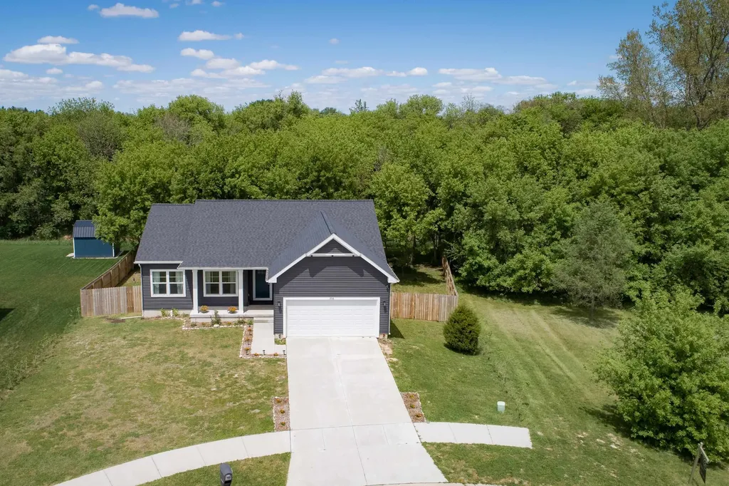 258 Ruby Court Alma City MI 48801