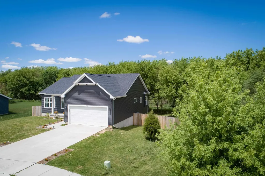 258 Ruby Court Alma City MI 48801