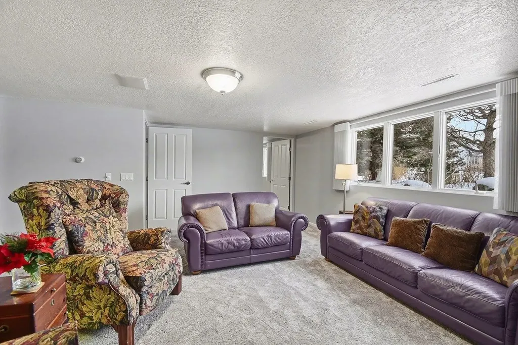 5620 W Spring Knoll Drive Monitor Charter Township MI 48706