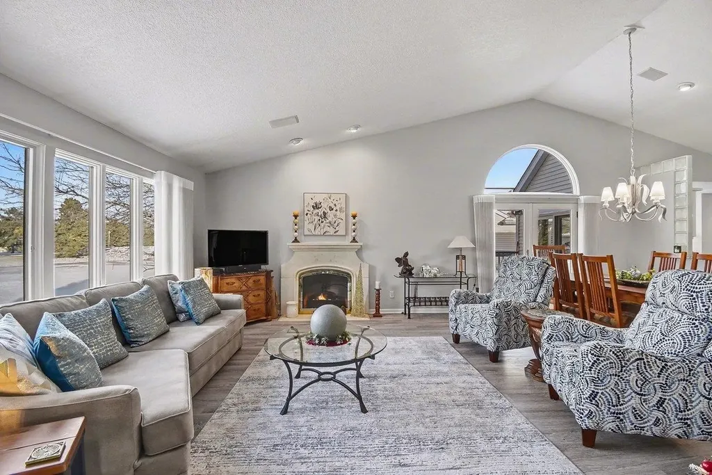 5620 W Spring Knoll Drive Monitor Charter Township MI 48706