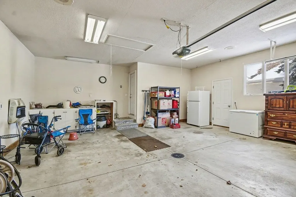 5620 W Spring Knoll Drive Monitor Charter Township MI 48706