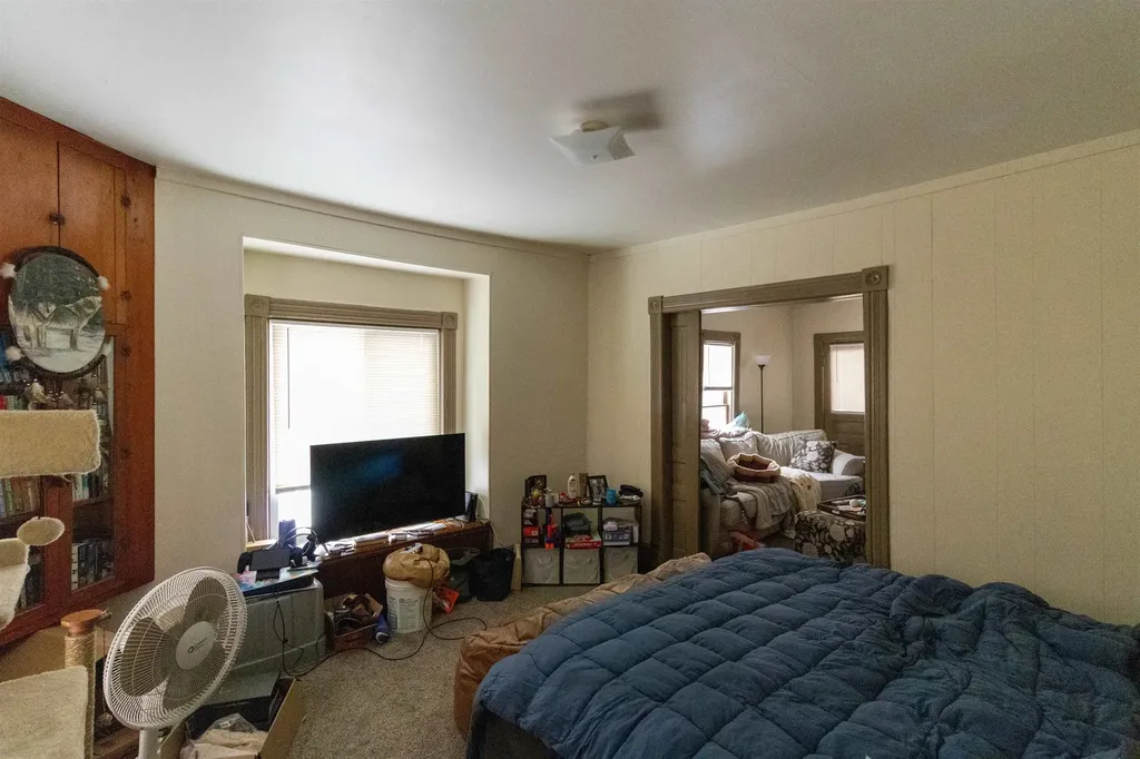 628 Oak Mt. Pleasant City MI 48858