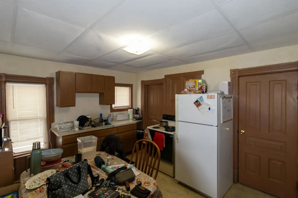 628 Oak Mt. Pleasant City MI 48858