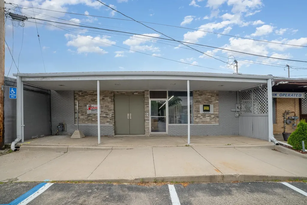 214 N Mill Street St. Louis City MI 48880