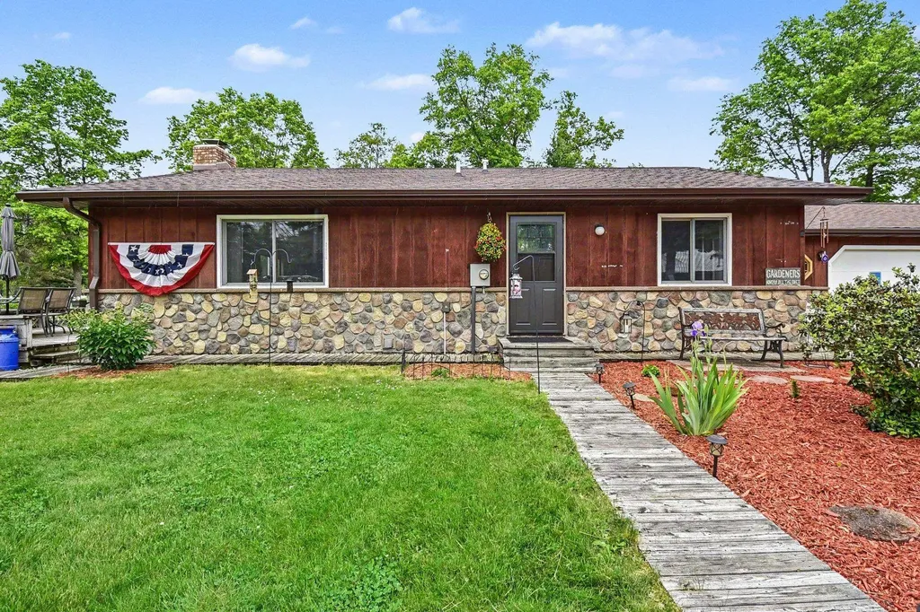 3304 Rabbit Track Drive Foster Township MI 48661