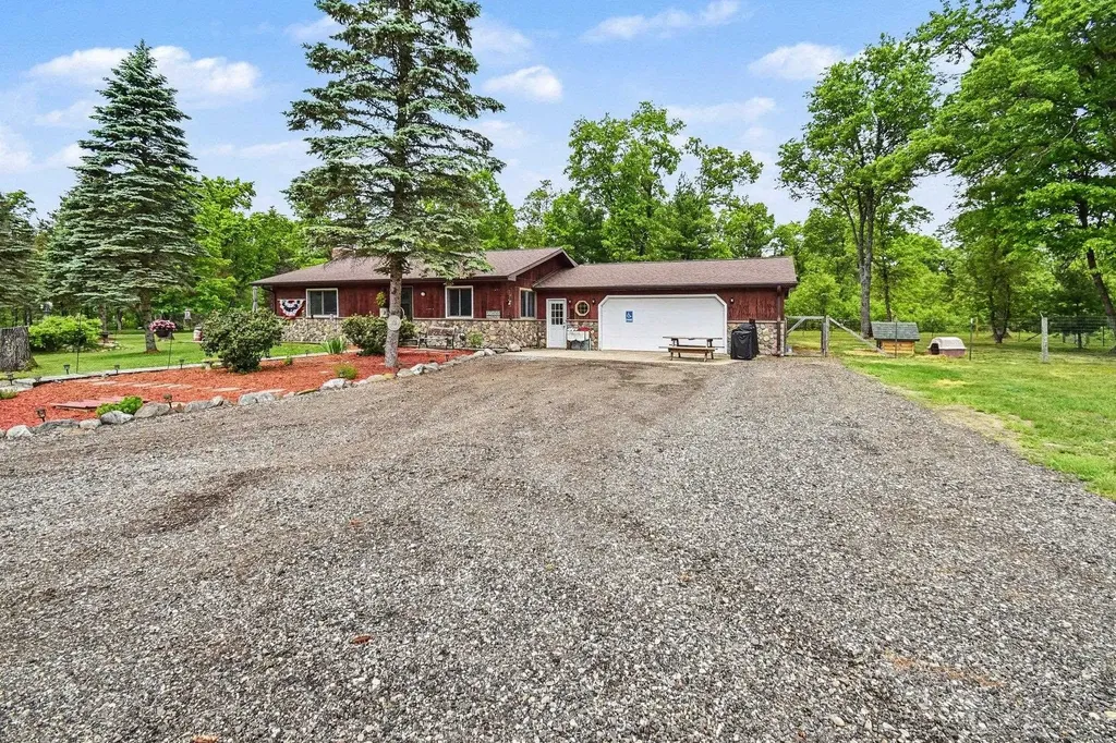 3304 Rabbit Track Drive Foster Township MI 48661