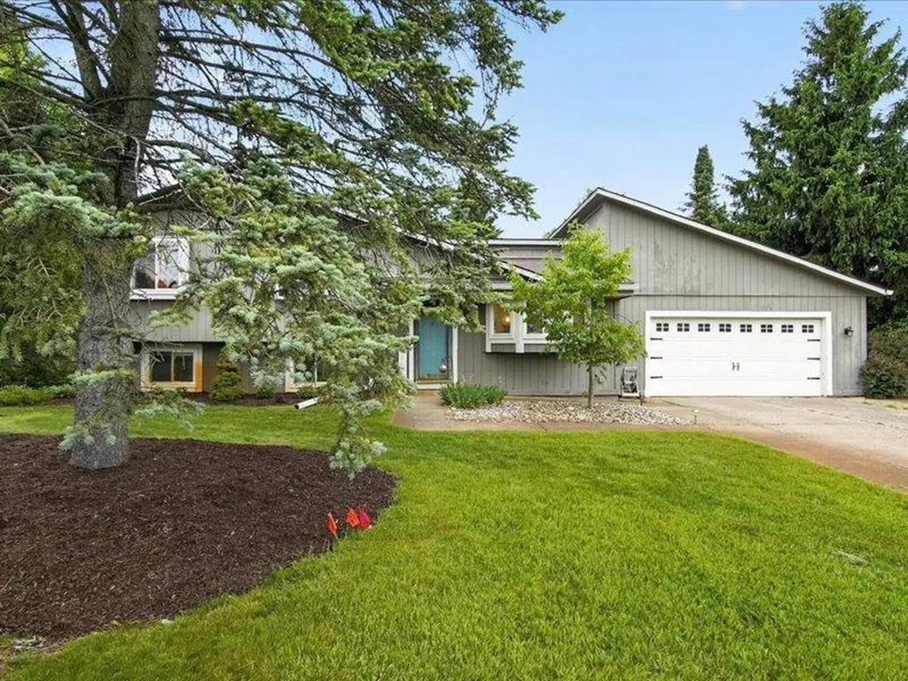 1505 Commerce Pines Drive Unknown City MI 48390