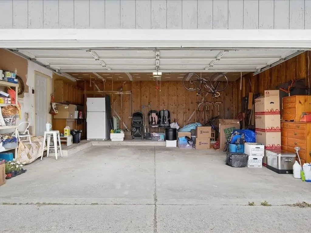 1505 Commerce Pines Drive Unknown City MI 48390