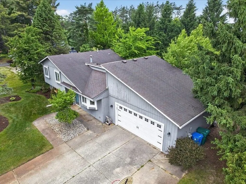 1505 Commerce Pines Drive Unknown City MI 48390
