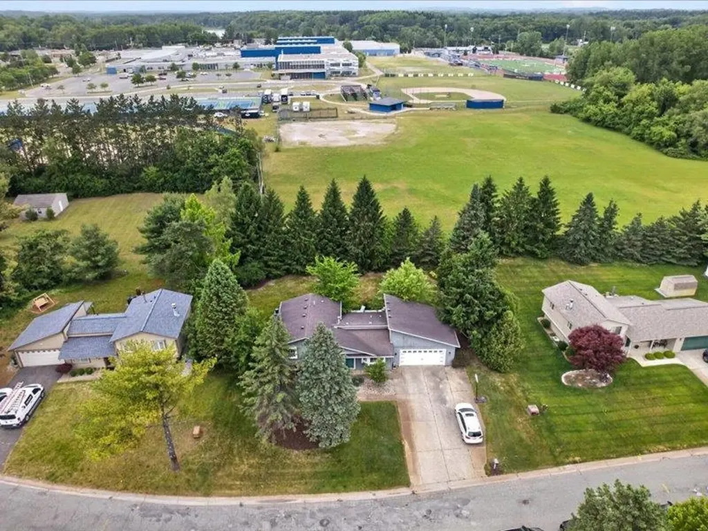 1505 Commerce Pines Drive Unknown City MI 48390