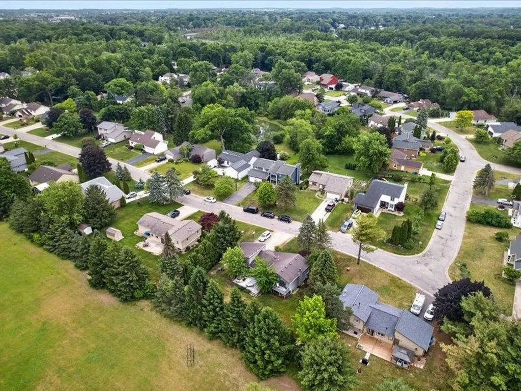 1505 Commerce Pines Drive Unknown City MI 48390
