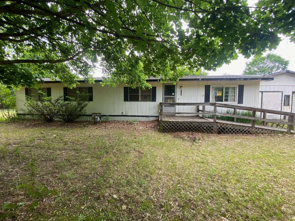 1961 Country Lane Nottawa Township MI 48893