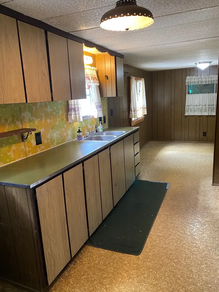 1961 Country Lane Nottawa Township MI 48893