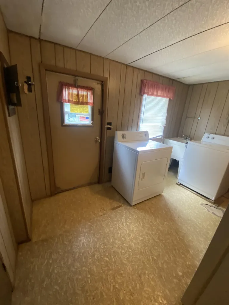 1961 Country Lane Nottawa Township MI 48893