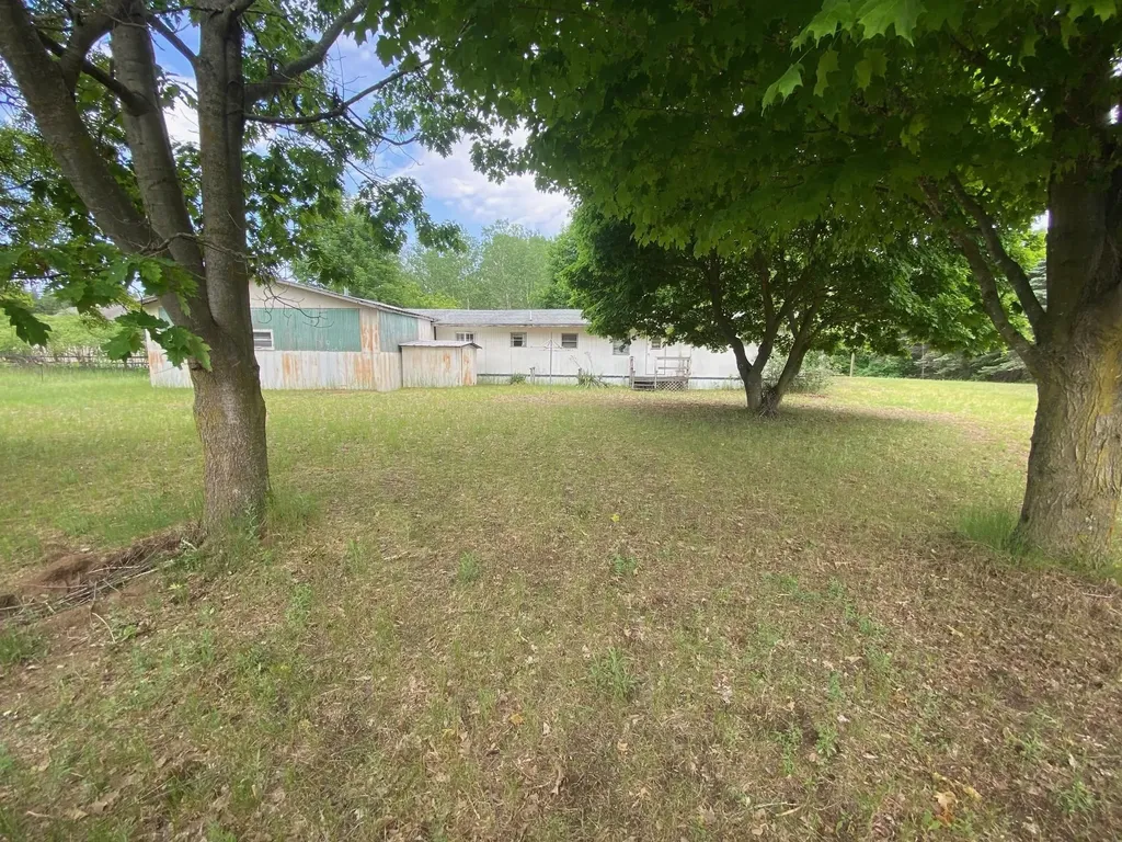 1961 Country Lane Nottawa Township MI 48893