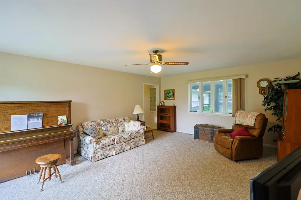 2480 W Baseline Road Nottawa Township MI 48858