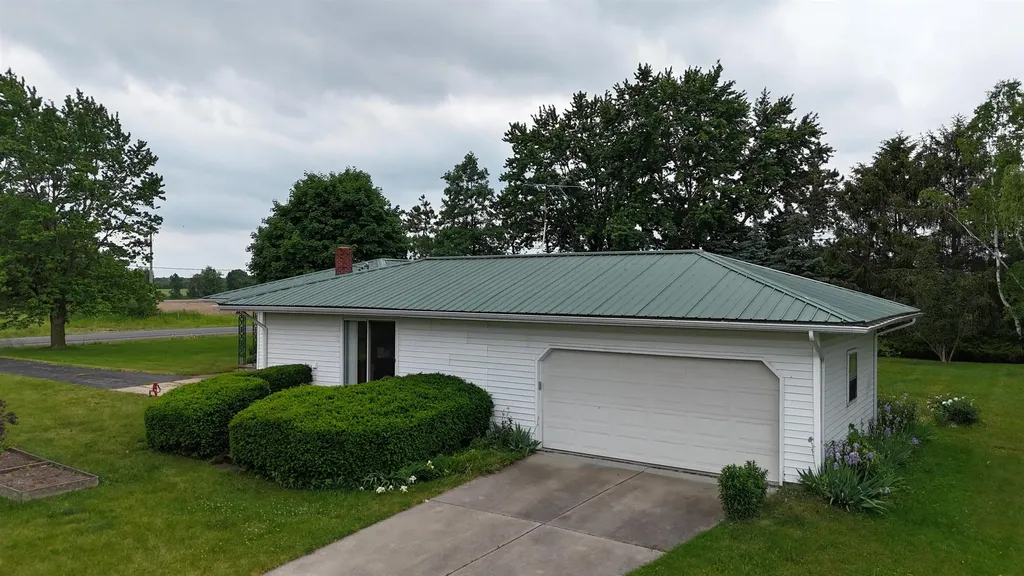 2480 W Baseline Road Nottawa Township MI 48858