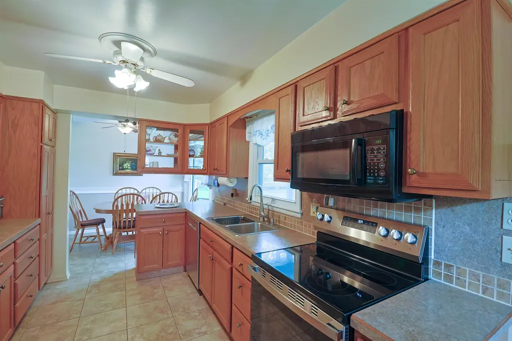 2480 W Baseline Road Nottawa Township MI 48858