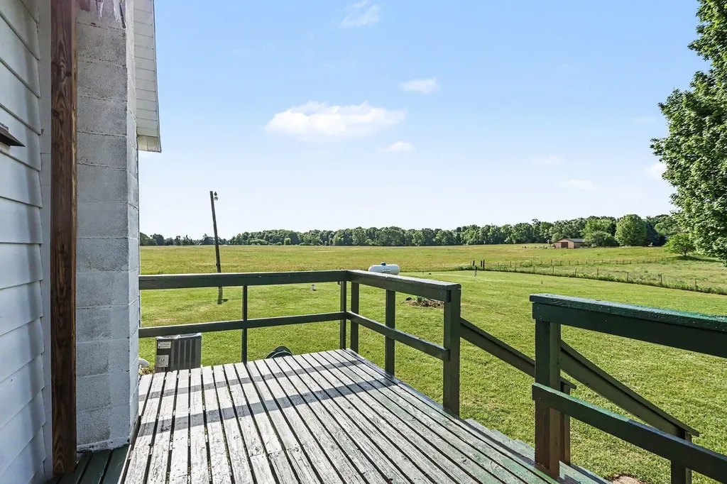10981 Madison Road Seville Township MI 48832