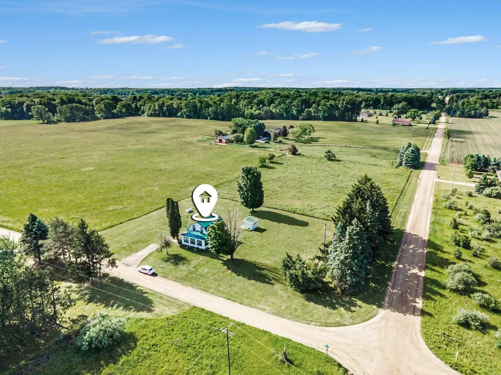 10981 Madison Road Seville Township MI 48832
