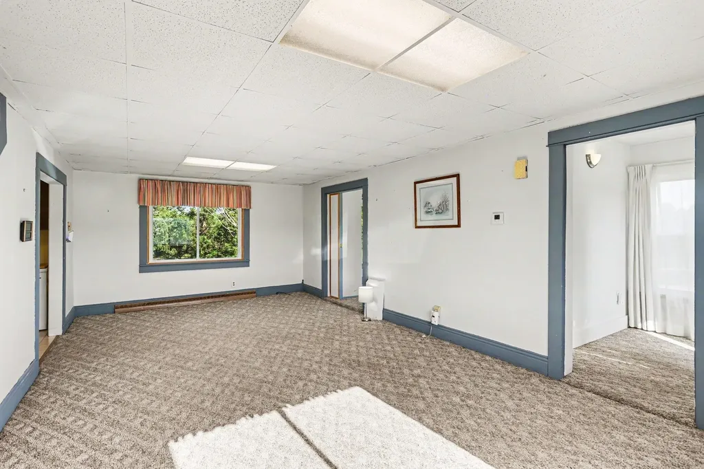 10981 Madison Road Seville Township MI 48832
