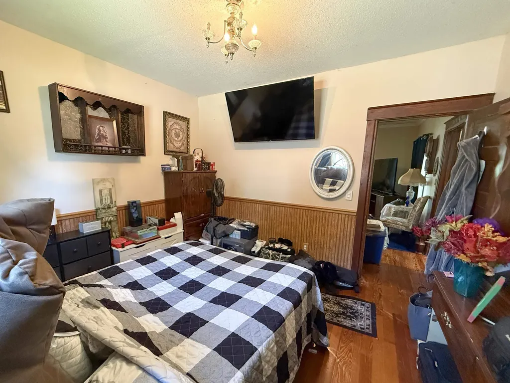 405 E Saginaw St. Louis City MI 48880