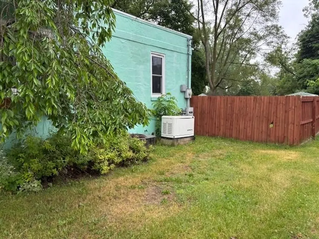 612 Liberty Street Alma City MI 48801