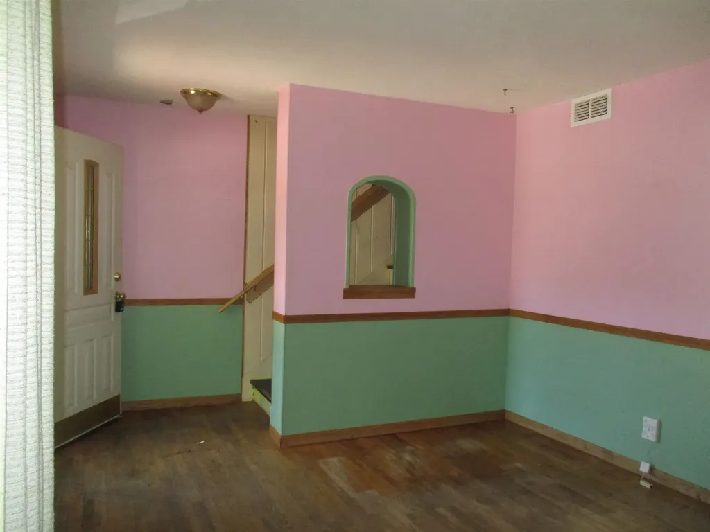 612 Liberty Street Alma City MI 48801
