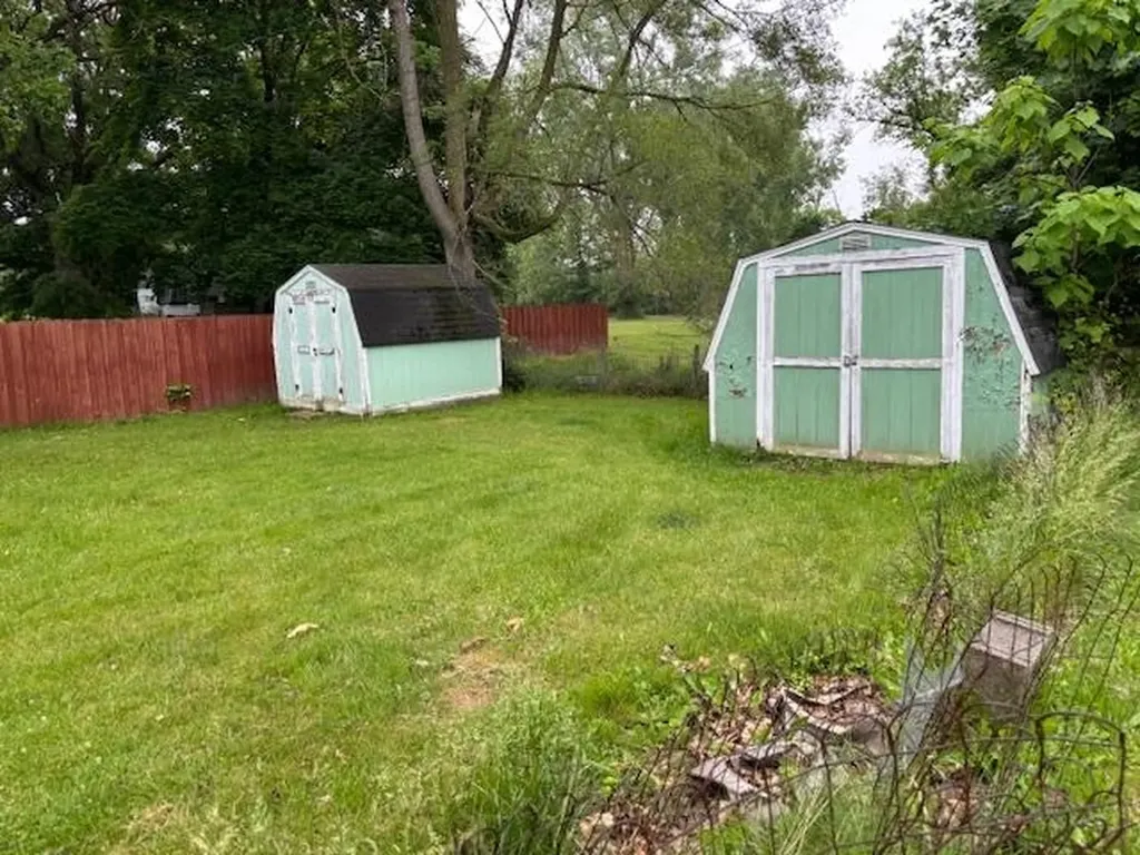 612 Liberty Street Alma City MI 48801
