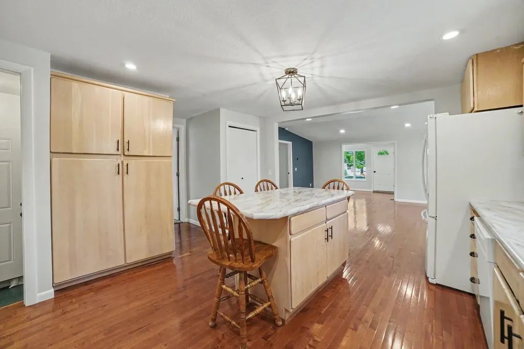 121 W Hazel Street St. Louis City MI 48880