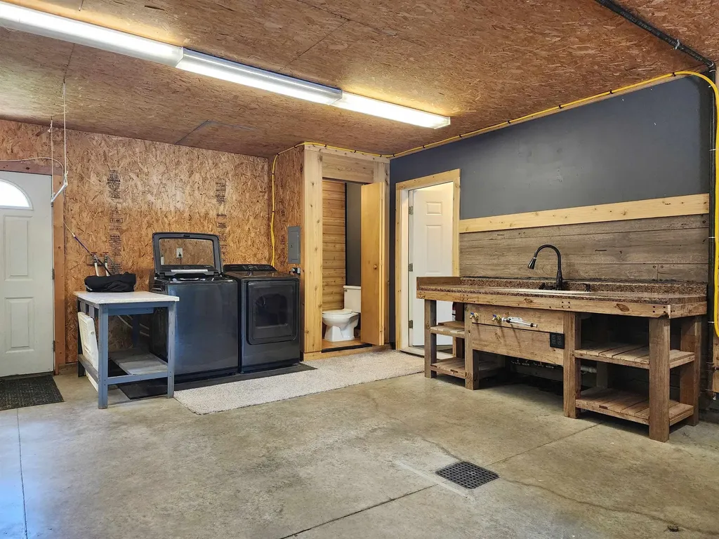 121 W Hazel Street St. Louis City MI 48880