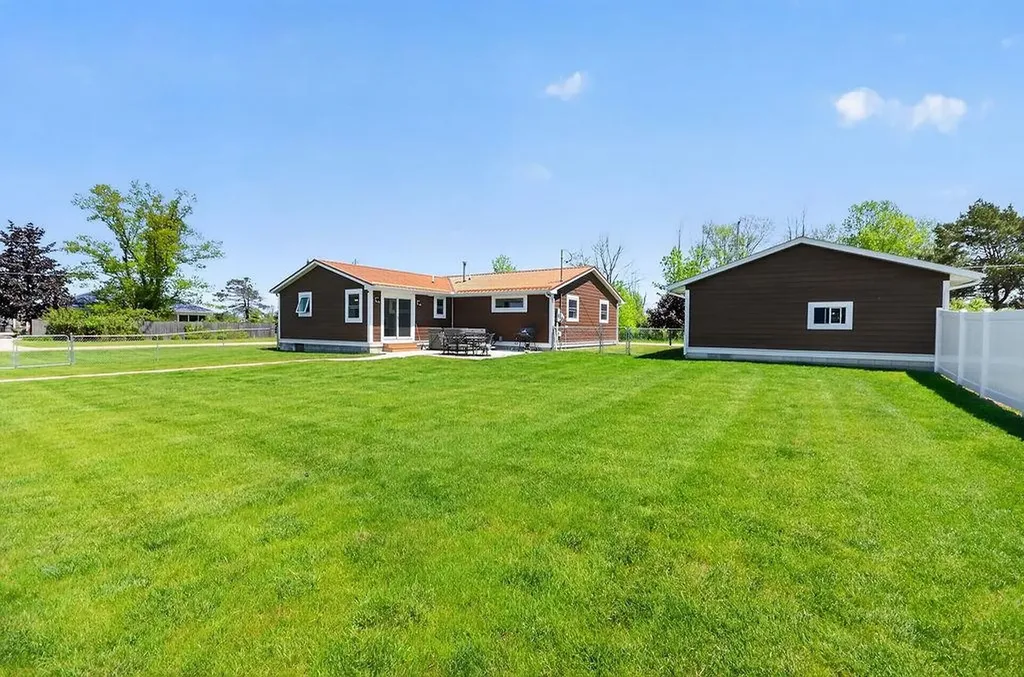 2012 Green Drive Au Gres Township MI 48703