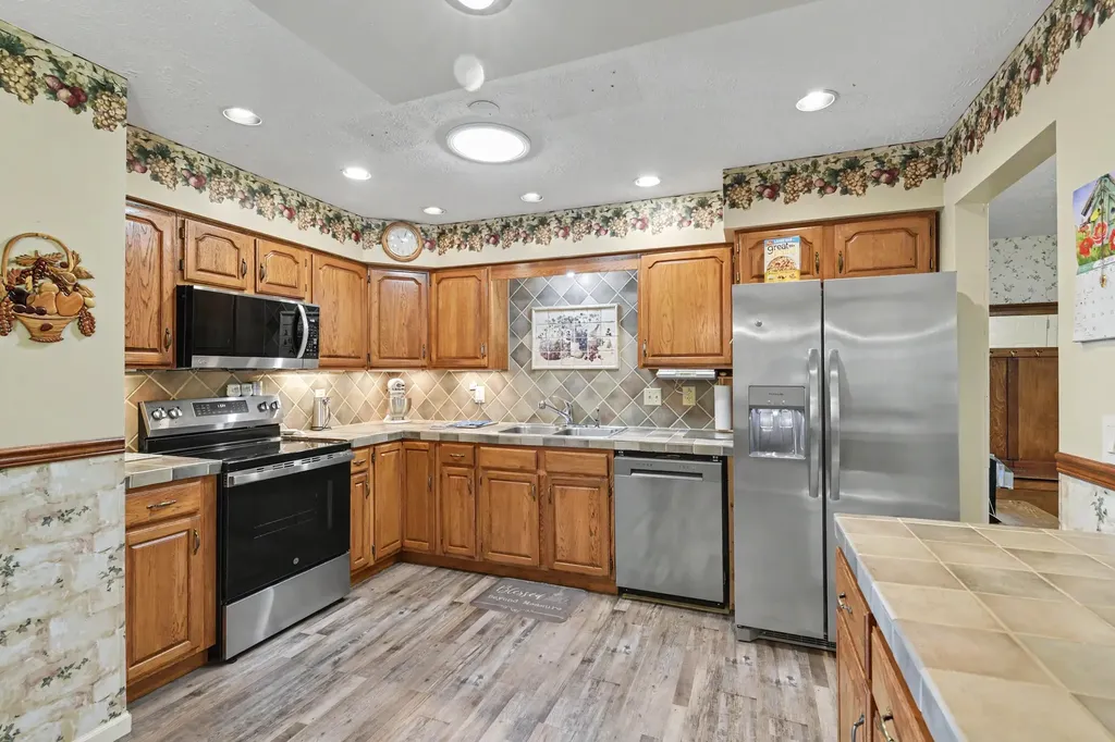 8155 Blackman Road Paradise Township MI 49649