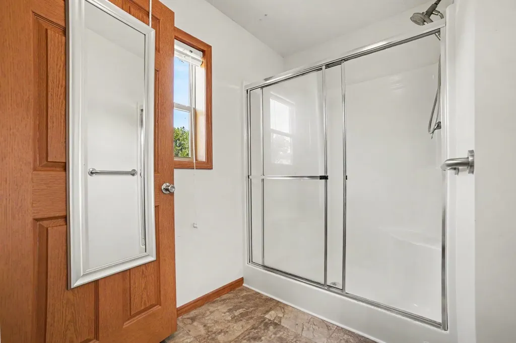 1020 Essex Drive Broomfield Township MI 48893