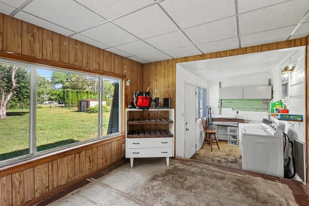 1109 Pacelli Street Saginaw Charter Township MI 48638