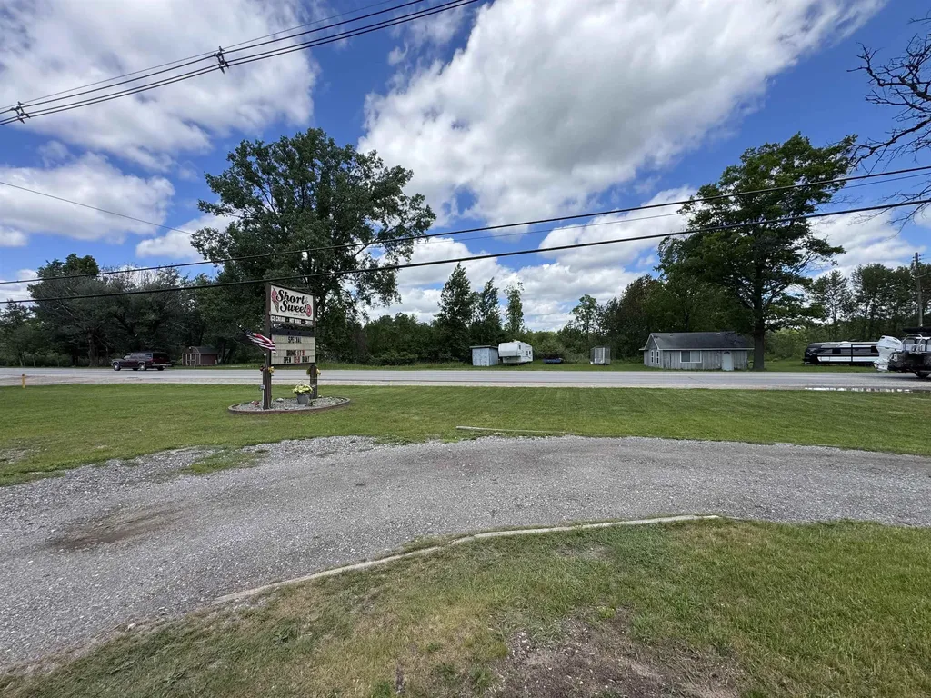 2008 Greenwood Road Mills Township MI 48756